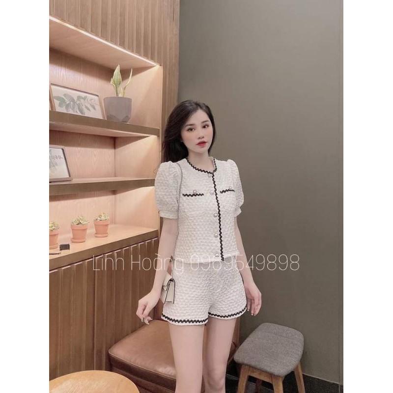Bộ xốp viền đen cúc ngọc