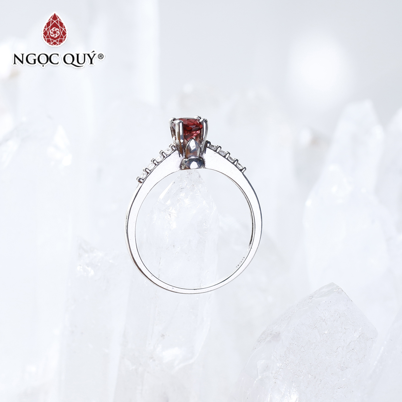 Nhẫn bạc nữ đá Garnet mệnh hỏa, thổ - Ngọc Quý Gemstones