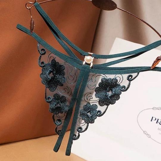 Quần lót nữ Sexy, Quần ren lọt khe xẻ đáy sexy QK01