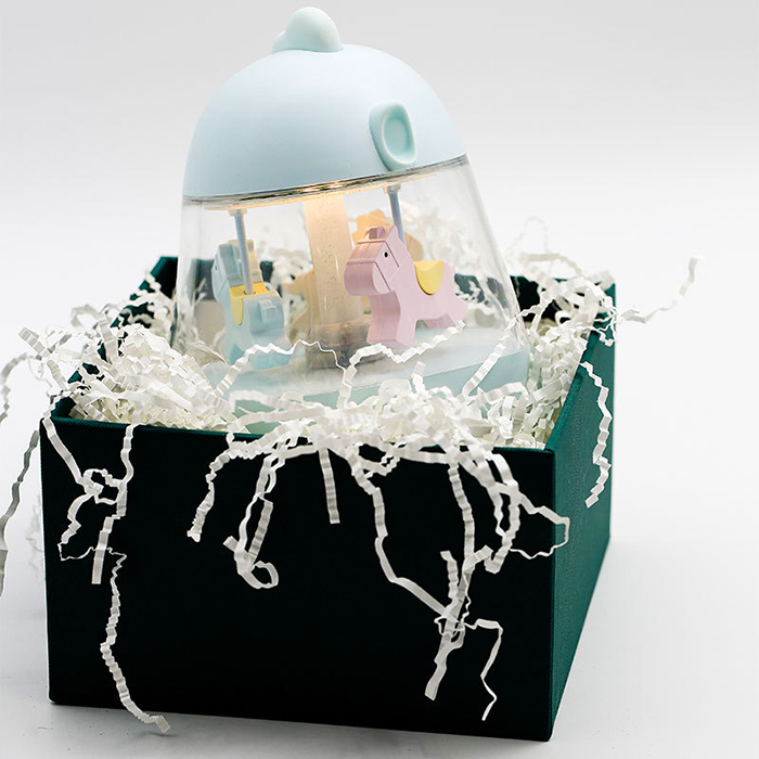 Hộp nhạc đèn led vòng quay ngựa gỗ