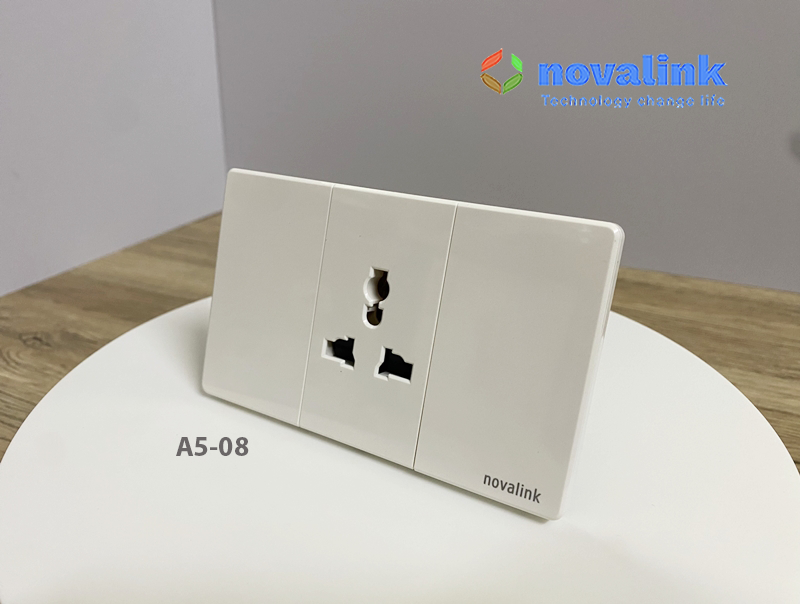 Ổ cắm điện 3 chấu đa năng A5-20 Novalink chính hãng, mặt chống cháy, lõi đồng nguyên chất. Có xuất hóa đơn VAT