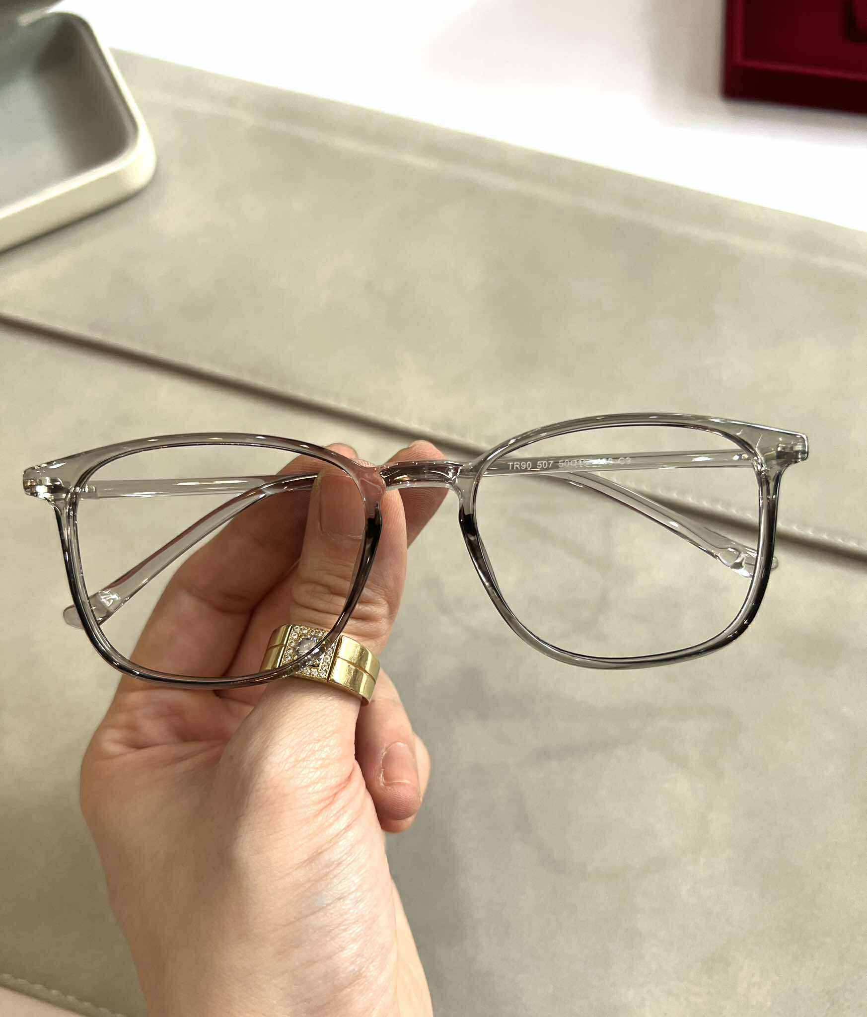 Kính gọng nhựa dẻo Hàn Quốc siêu bền, nhẹ dáng vuông màu thạch xám