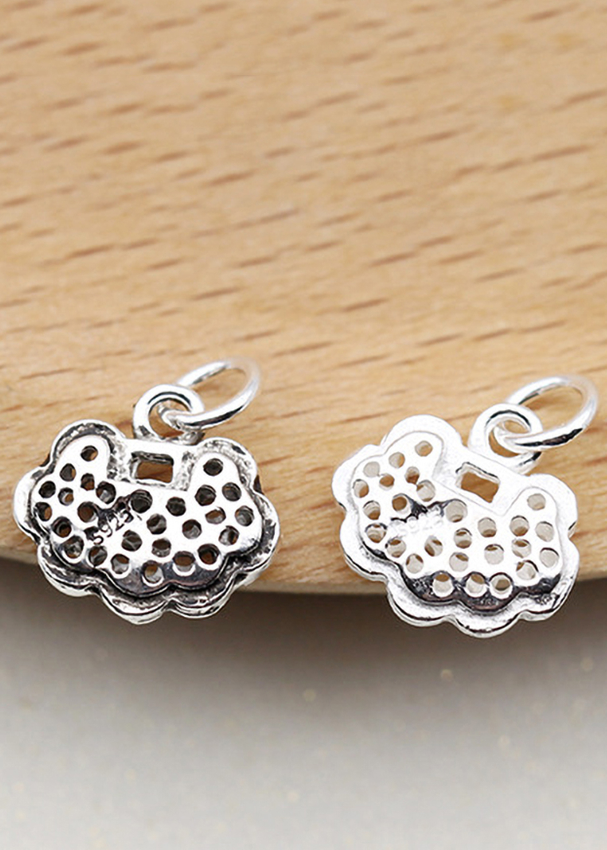 Combo 2 cái charm bạc hình khóa trường mệnh may mắn treo - Ngọc Quý Gemstones