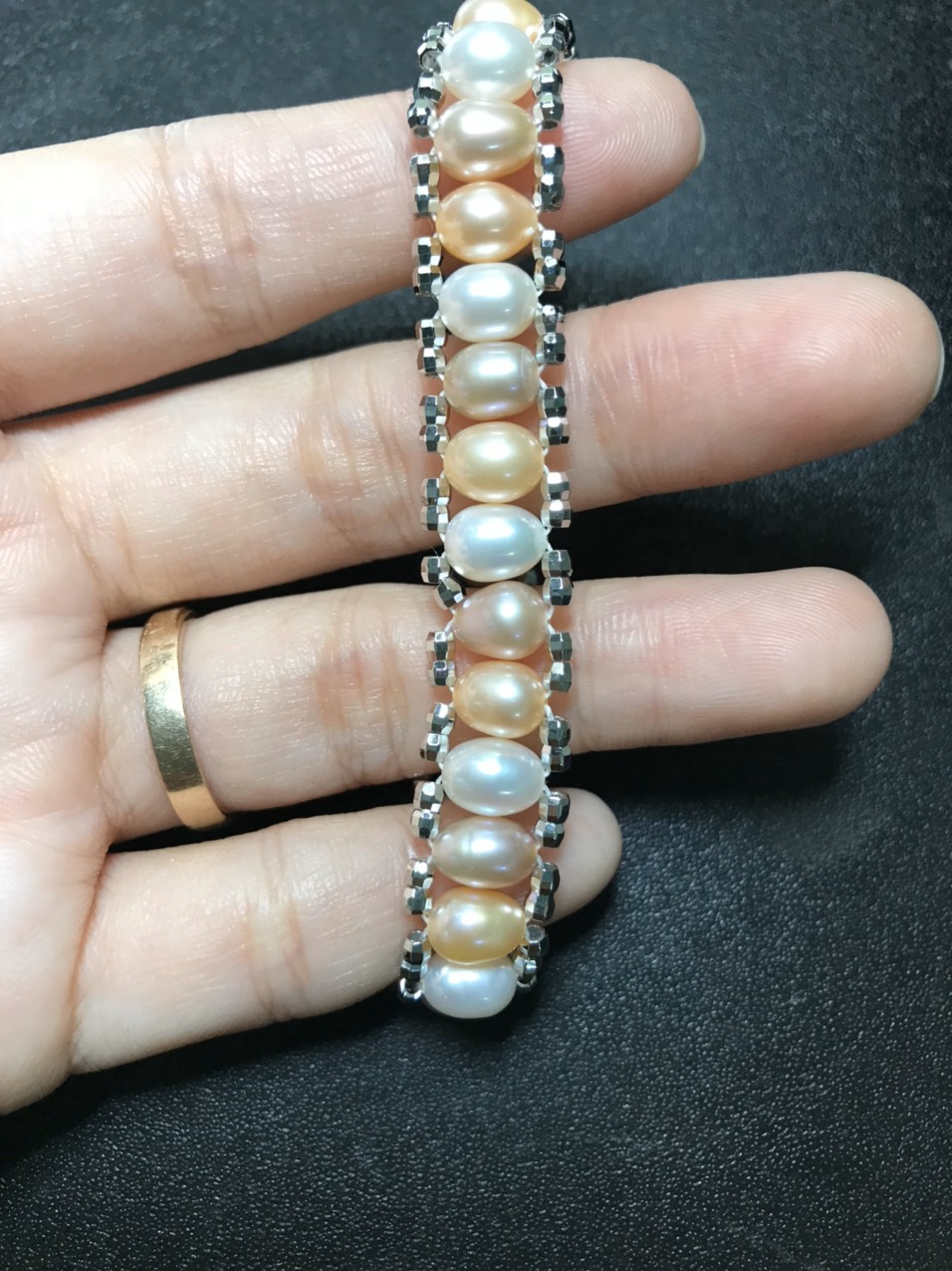 Vòng tay ngọc trai mix charm 925