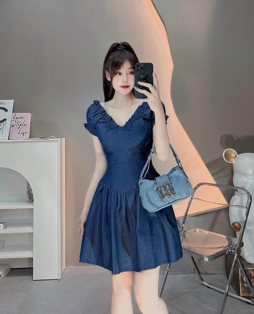 Đầm xòe cổ v tay nhún