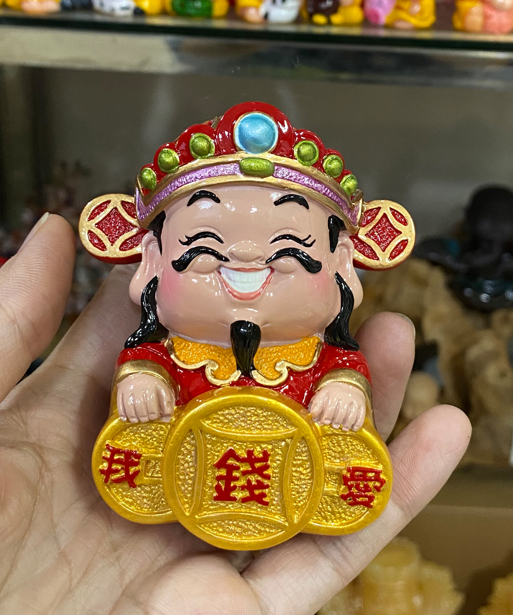 Bộ 02 tượng Thần Tài chibi 7cm cao cấp kèm túi vàng và chân đế tam cấp vuông nhỏ