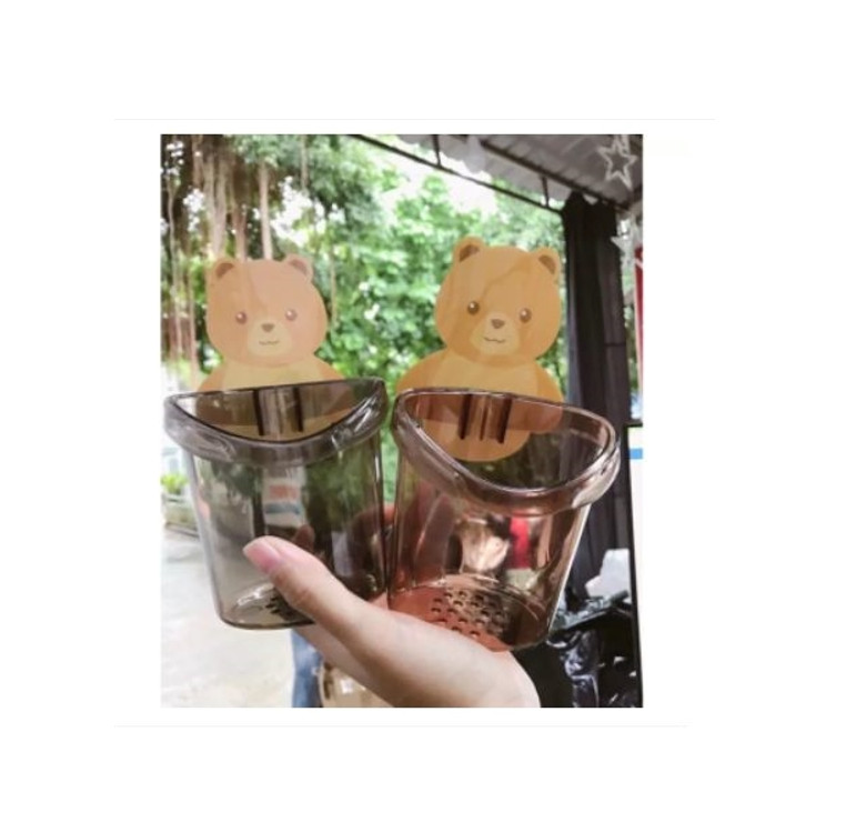 Cốc gấu dán tường đựng bàn chải