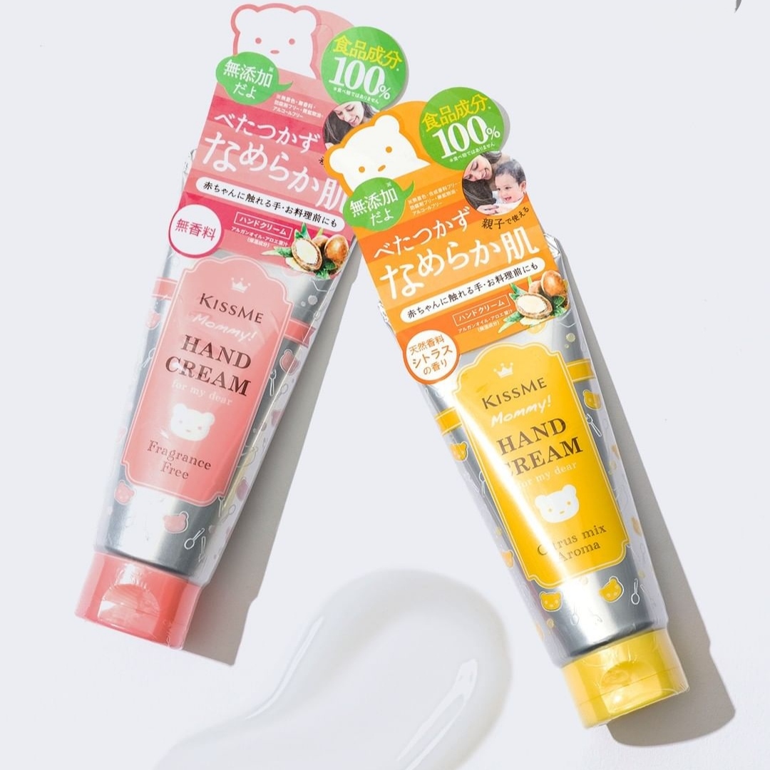 Kem Dưỡng Da Tay Cấp Ẩm Kissme Mommy Hand Cream Dành Cho Bé Từ 6 Tháng Tuổi Và Da Nhạy Cảm 60g