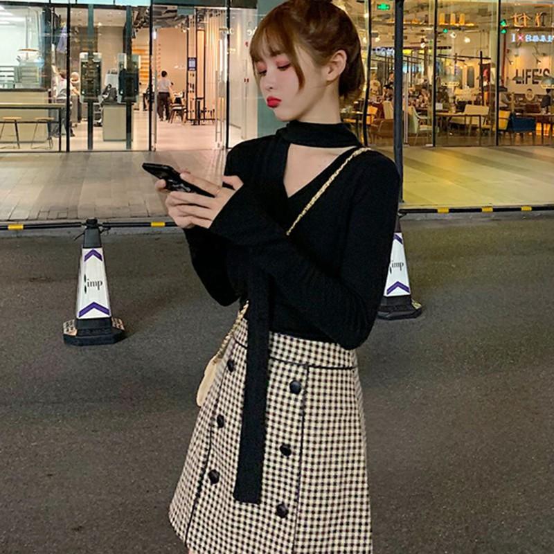 Áo thun nữ tay dài cổ chữ V dáng ôm phong cách Hàn Quốc