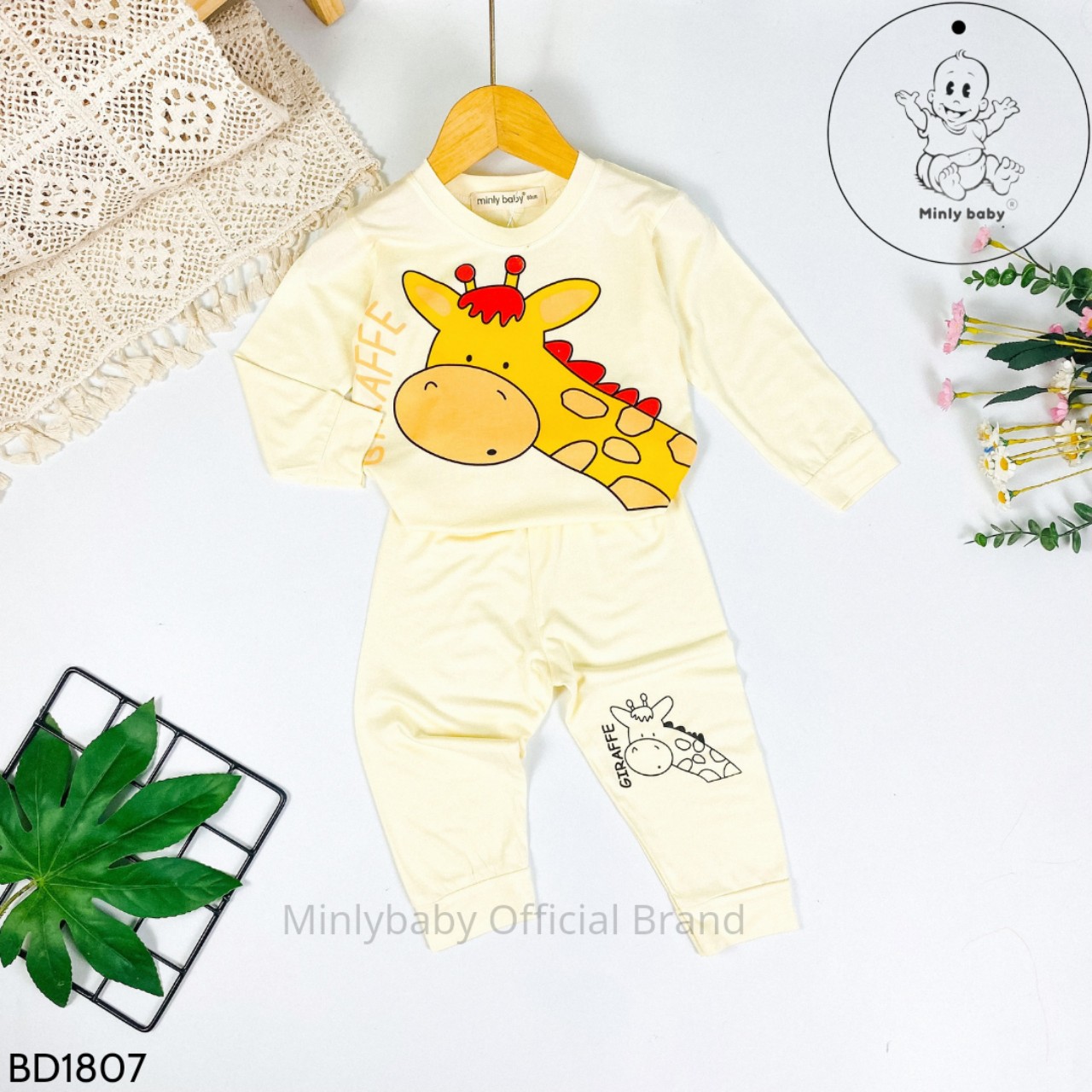 (20-32kg) Bộ Dài Tay THUN LẠNH MINKY MOM In Hình Toàn Thân Dễ Thương Cho Bé (Hàng chuẩn loại 1)