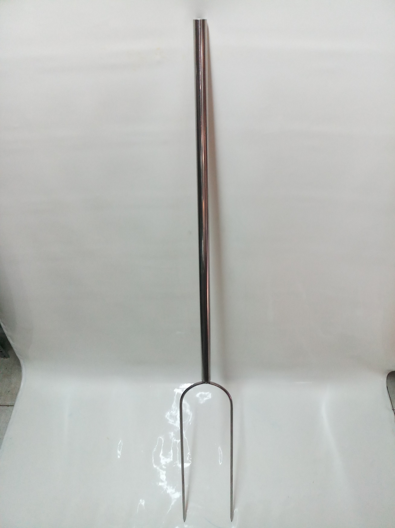 CHỈA QUAY HEO CÁN INOX DÀY 8LY THIẾT KẾ TIỆN LỢI THÁO LẮP CÁN RỜI.