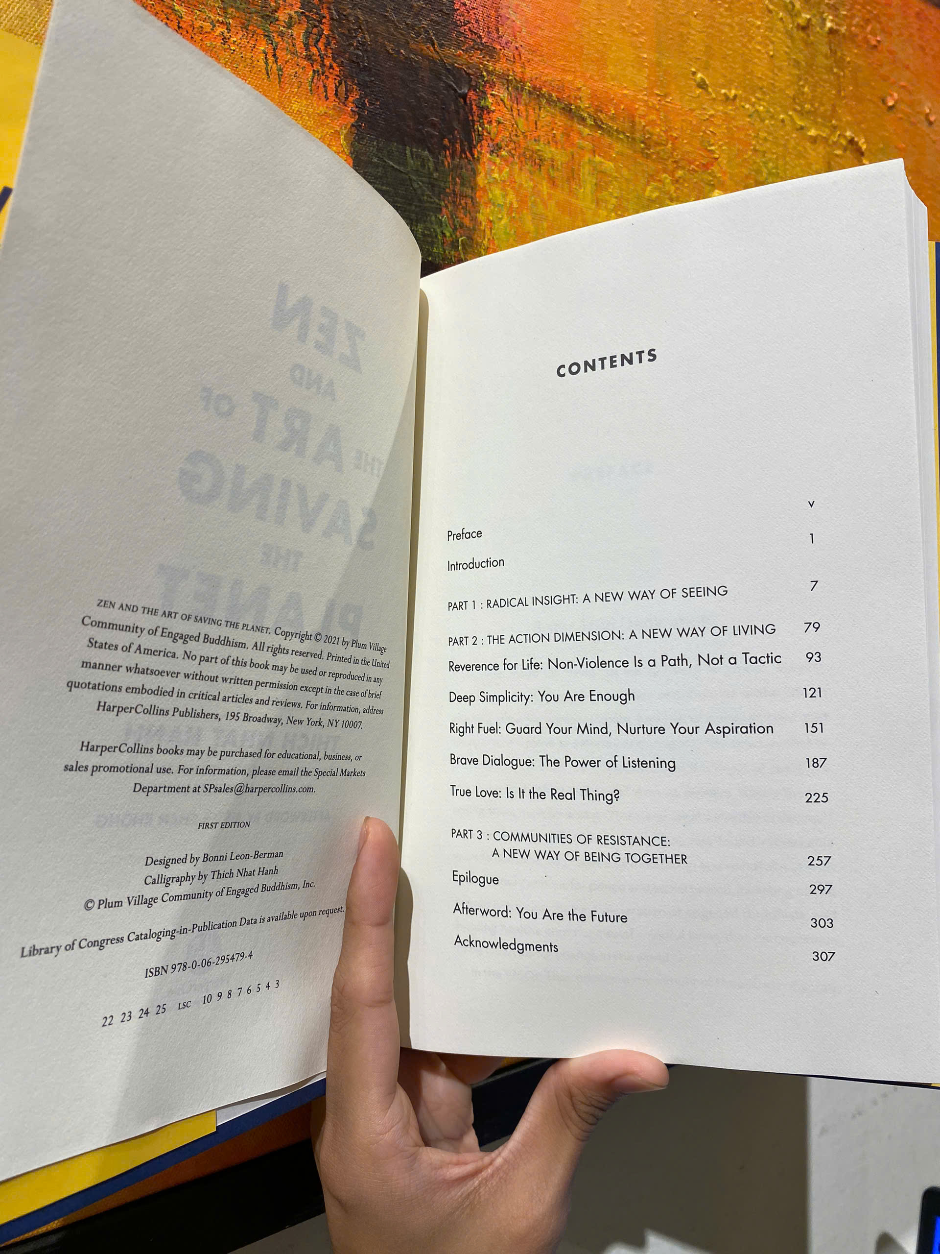 Sách - Zen and the Art of Saving the Planet: Harnessing the Power of Mindfulness for a Regenerative World, Personal Growth, and Inner Peace by THÍCH NHẤT HẠNH/Editors' pick Best Nonfiction