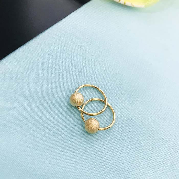 Khuyên tròn đính hạt màu vàng nhũ kim lấp lánh