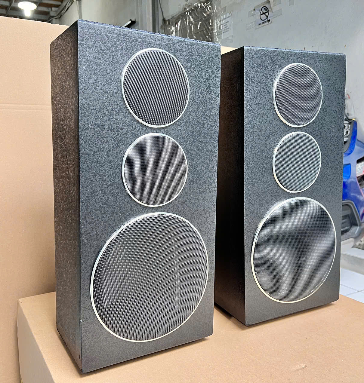 VỎ THÙNG LOA 2 TẤC THÙNG SƠN 1 LỖ BASS 20 VÀ 2 LỖ CHÉP 10 CM (GIÁ 1 CẶP) HÀNG CHÍNH HÃNG