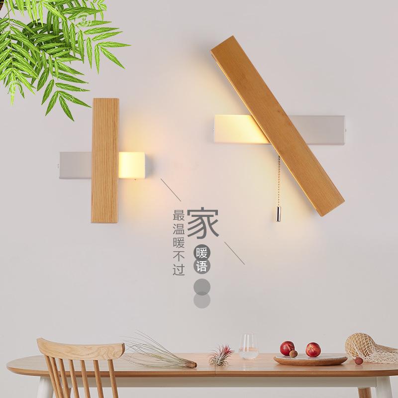 Ưu đãi đặc biệt đèn tường gỗ chắc chắn LED tối giản hiện đại Bắc Âu sáng tạo đèn ngủ phòng khách phòng ngủ lối đi khách sạn xoay đèn gỗ