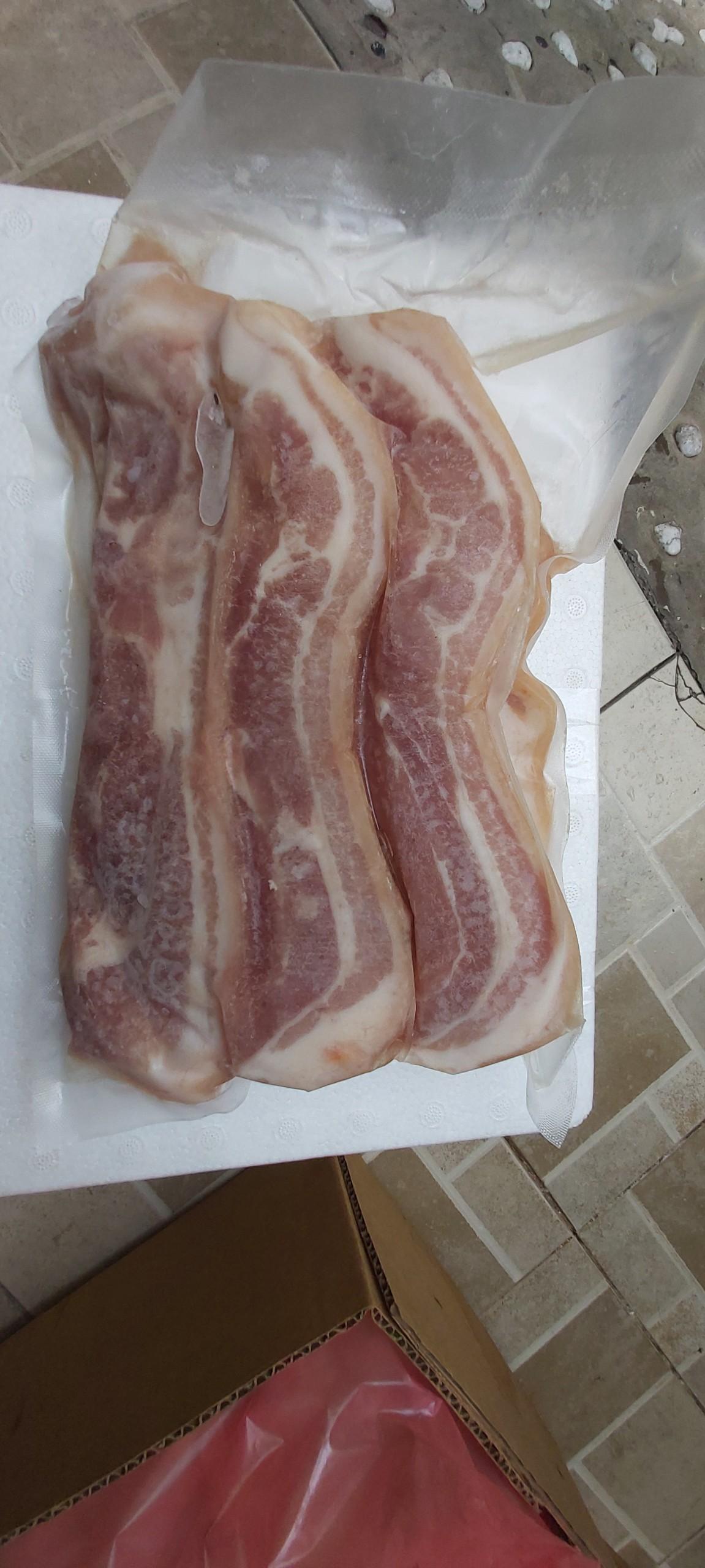 Ba Rọi Có Da Rút Sườn - 1KG