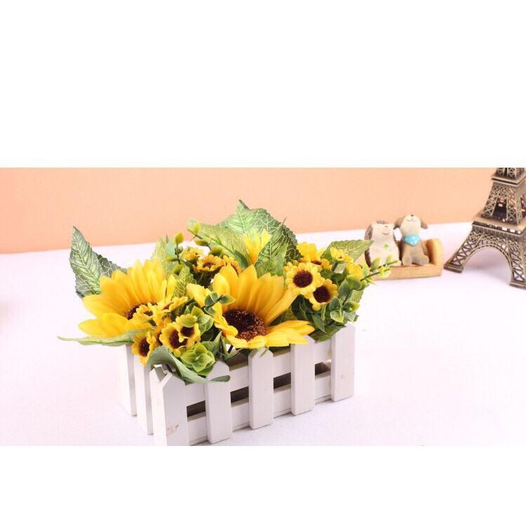 Hàng rào gỗ làm giỏ hoa hướng dương cắm sẵn trang trí bàn làm việc 16cm