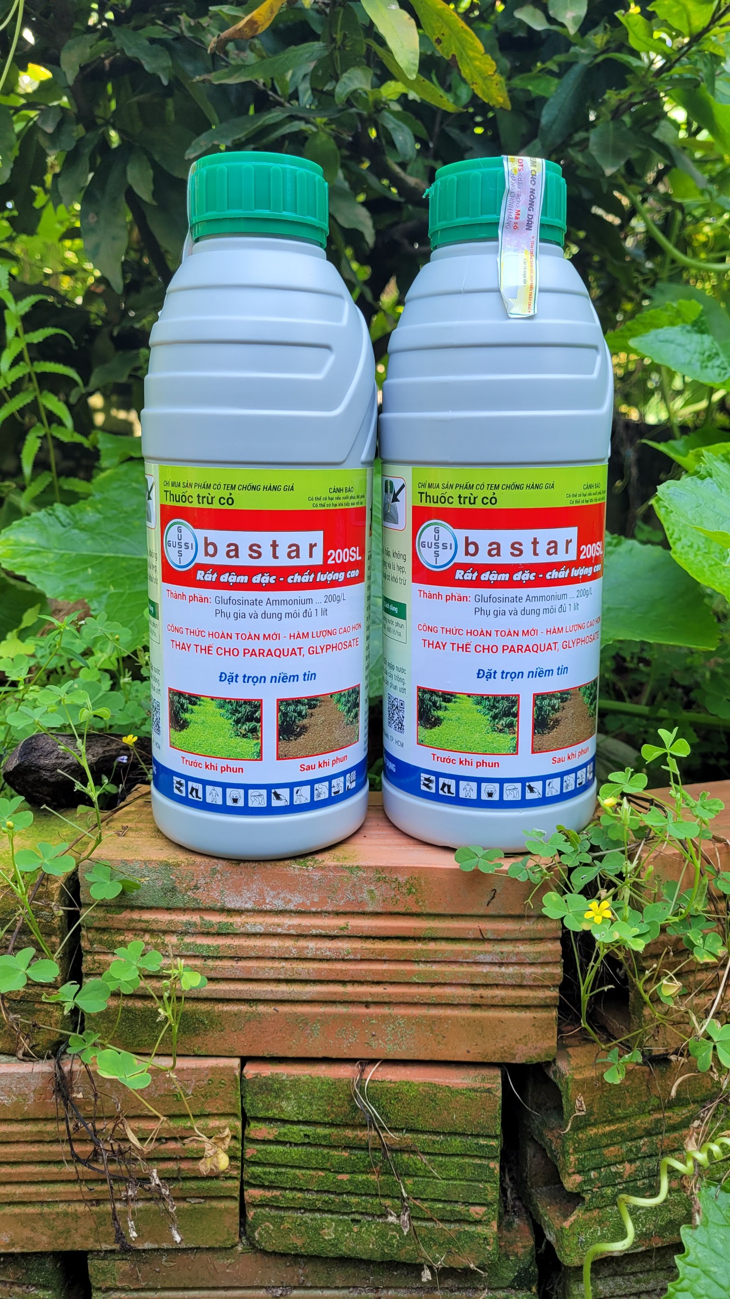 Trừ cỏ không chọn lọc trừ cỏ mần trầu, cỏ chỉ, cỏ cú...GUSSI BASTAR 200SL chai 900ml - công ty BMC