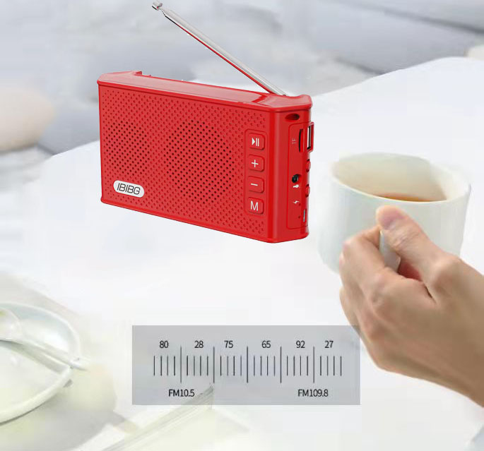 Radio kiêm loa bluetooth, tích hợp đèn chiếu sáng bỏ túi IB-194 (đỏ)