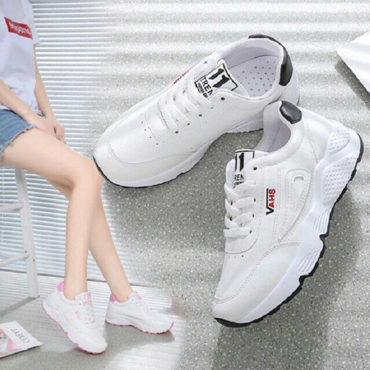 Giày thể thao nữ giá rẻ re