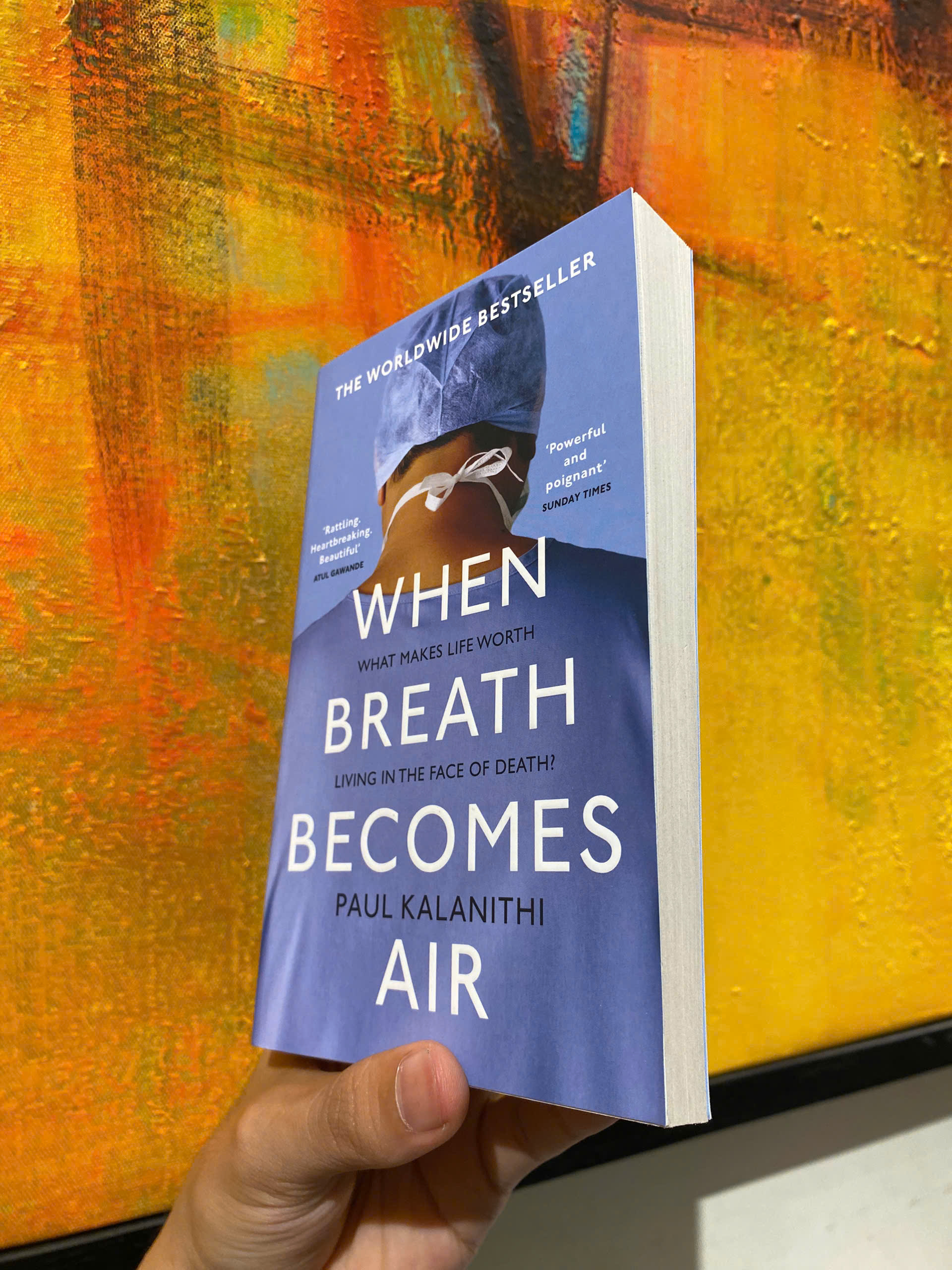 Sách - When Breath Becomes Air: Pulitzer Prize Finalist (THE MILLION COPY BESTSELLER) by Paul Kalanithi / Nonfiction /  Memoir /  Biography