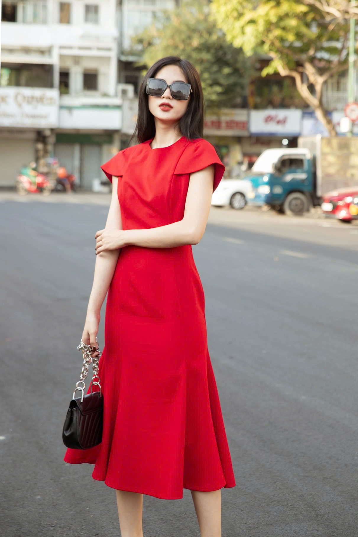 Đầm đỏ đuôi cá ngắn tay NGADO , đầm nữ , Đầm dự tiệc sang chảnh