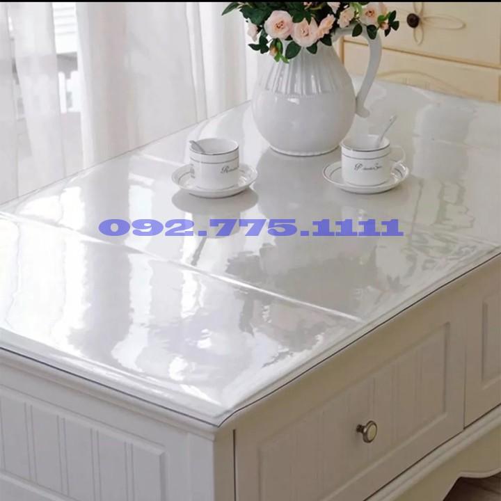 Tấm nhựa PVC làm khăn trải bàn