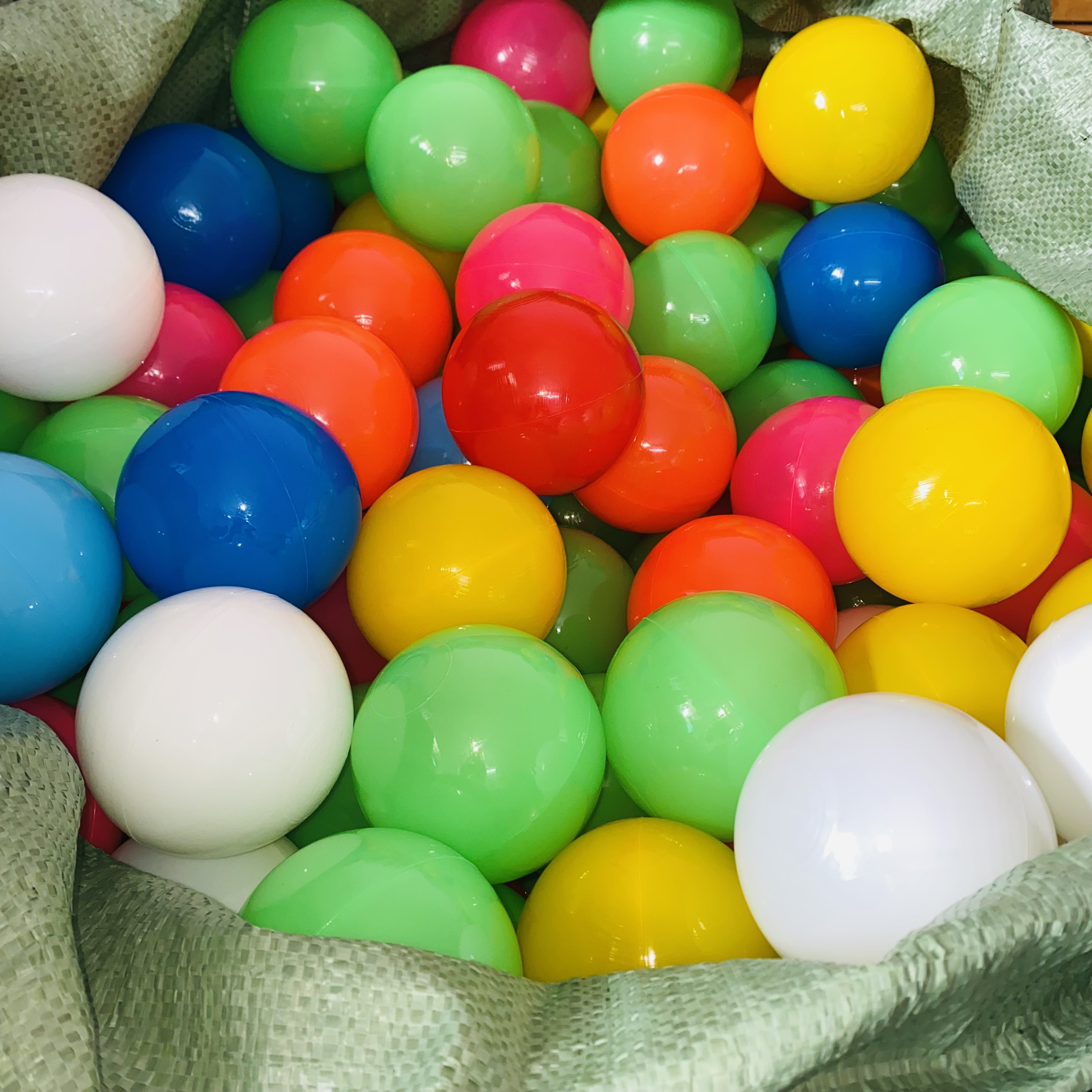Bóng nhựa Hàn cao cấp 5,5cm-7,5cm-10cm nhựa Hàn an toàn cho Bé đủ loại-Nhựa HDPE căng bóng không mùi an toàn cho bé