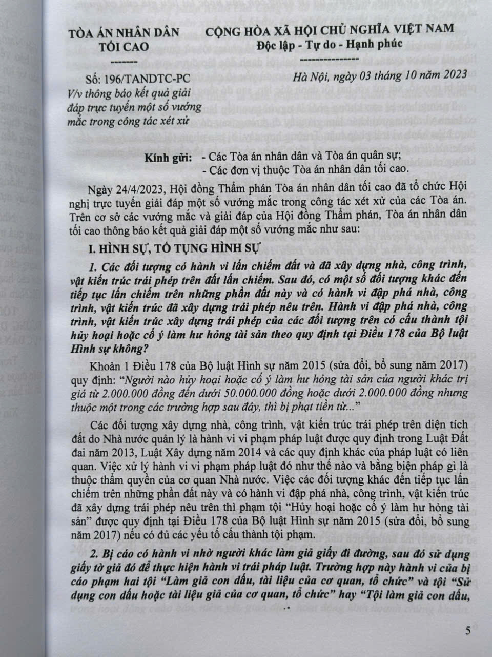 Sách Tổng Hợp Công Văn Của Tòa Án Nhân Dân Tối Cao Hướng Dẫn Nghiệp Vụ và Giải Đáp Thắc Mắc Trong Lĩnh Vực Dân Sự, Tố Tụng Dân Sự - V2287T