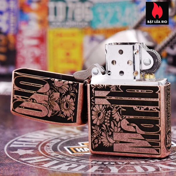 Bật Lửa Zippo Đồng Đỏ Giả Cổ 301Fb Khắc Marlboro Light 5 Mặt – Zipo 301Fb.Marl