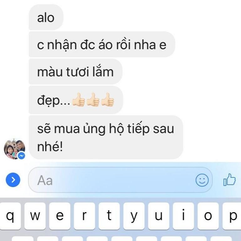 Áo Thun Nữ Đẹp Thiết Kế Chú Chó Ngậm Cổ Dễ Thương Hàn Quốc - Form Unisex - Chất Cotton - Mã AT047