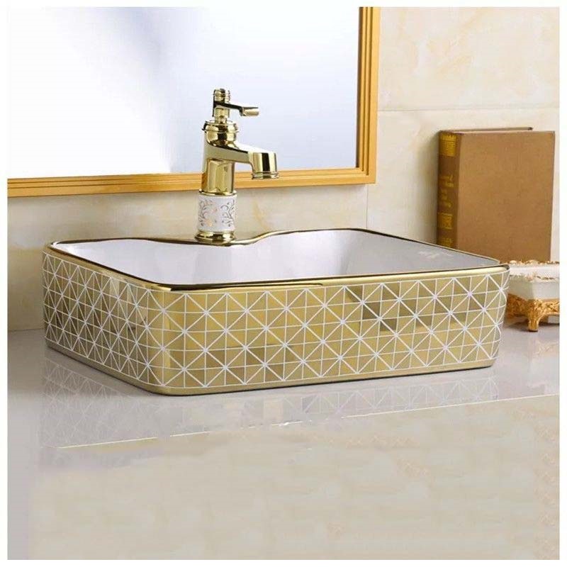 Lavabo để bàn màu vàng gold vân sọc phong cách hoàng gia