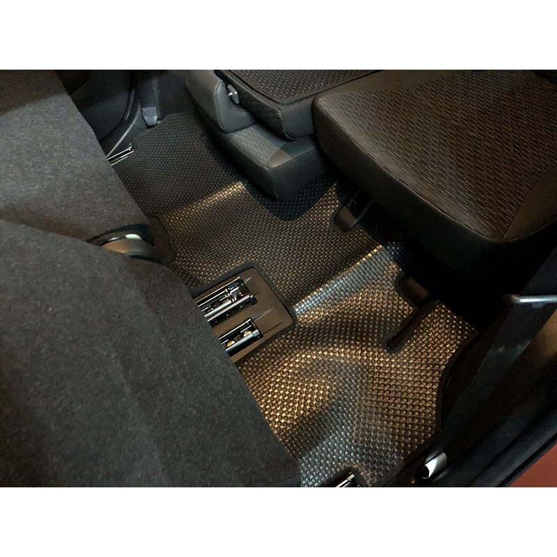 Thảm lót sàn ô tô KATA cho xe Suzuki XL7 (2019-2022) - Khít với sàn xe, Chống trơn, Không mùi, Không ẩm mốc