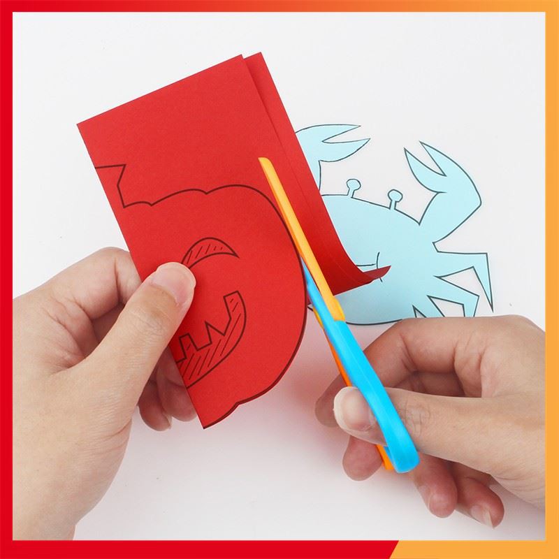 Bộ Đồ Chơi Thủ Công Cắt Giấy Cho Bé Hộp 240 Tờ Và 2 Kéo