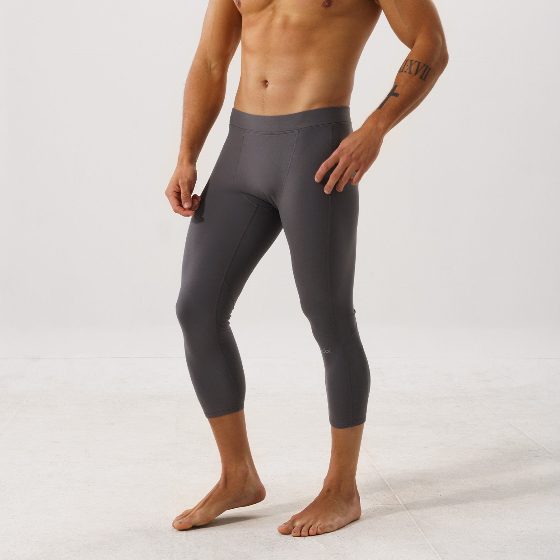 Quần leggings tập gym cho nam Hibi Sports M104 - Loại lửng 3/4 không túi