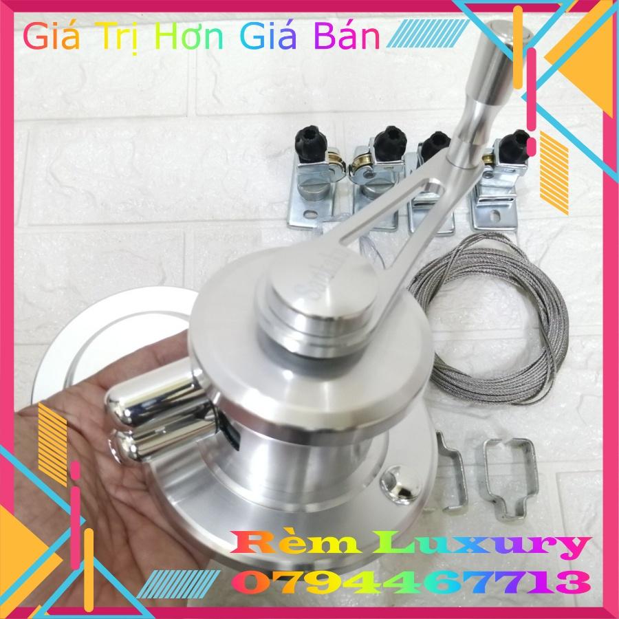 Giàn phơi quần áo thông minh nhập khẩu Sankaku phủ Niken sáng bóng, chịu lực cao, đẹp bền sang, tiết kiệm diện tích