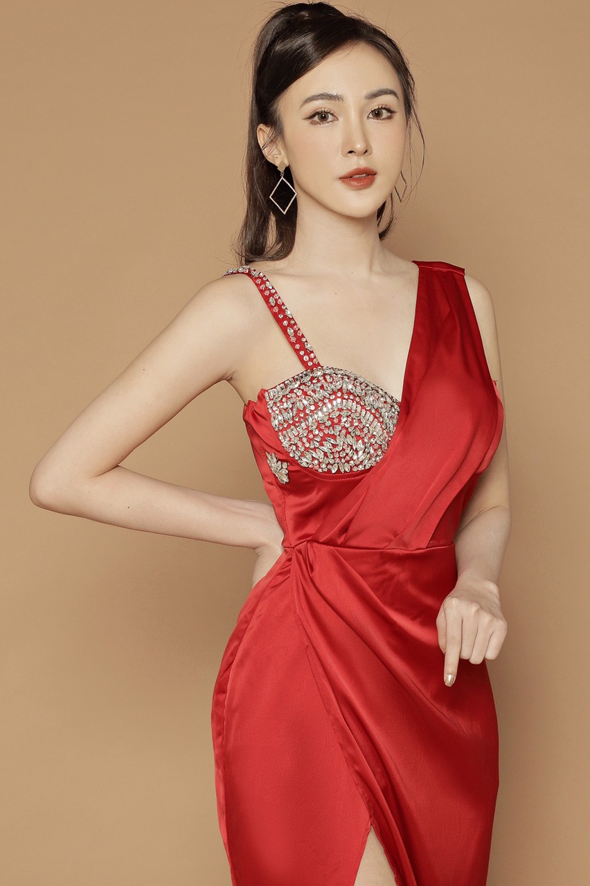 ĐẦM DẠ HỘI CÚP NGỰC XẺ TÀ CAO CẤP