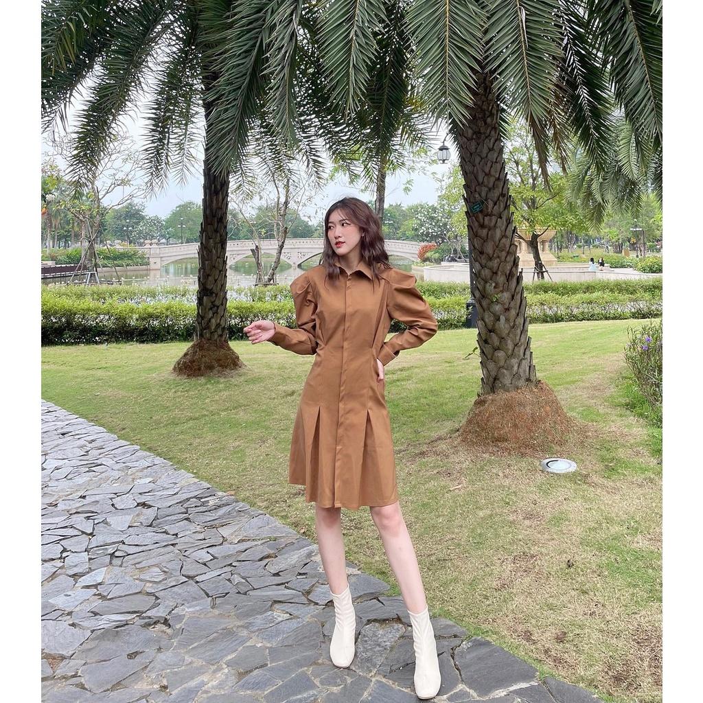 Đầm Dáng Suông, Dài Tay, Cách Điệu Nhún Eo, Cổ Sơ Mi, Ống Tay Bèo, Tà Xẻ, Màu Gạch - Lovadova 22D03C004