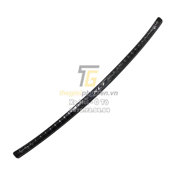 Bộ sản phẩm ỐP BẬC CỐP VÀ BẬC CỬA vân Titan xe Suzuki XL7
