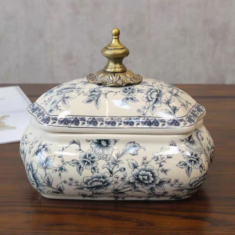 Hũ đựng bánh kẹo kiểu dáng lạ mặt mang phong cách tân cổ điển sang trọng CB30-HK