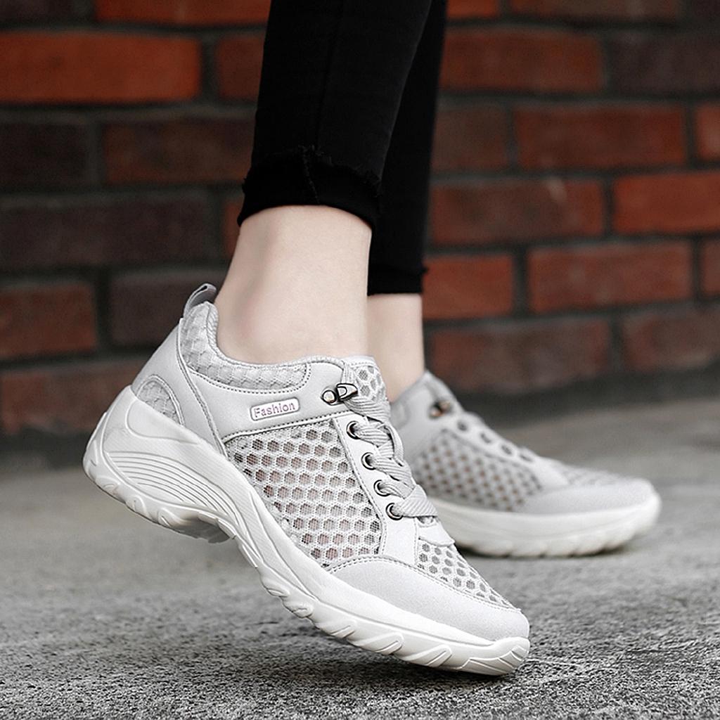 2020 Fashion women outdoor breathable running sneakers casual soft sport shoes