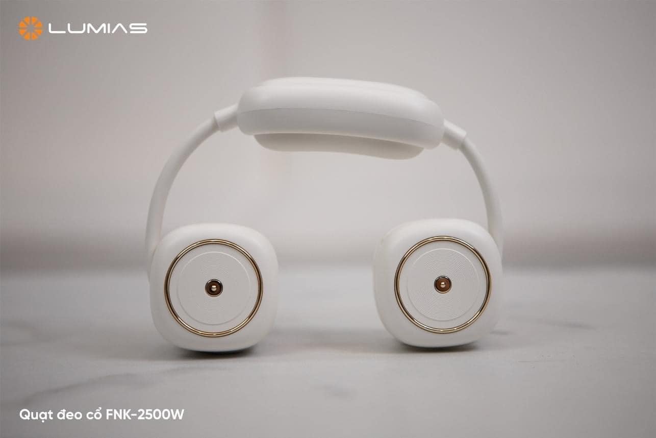 Quạt quàng cổ Lumias FNK-2500W Made in Korea dung lượng pin 2400mah Hàng chính hãng