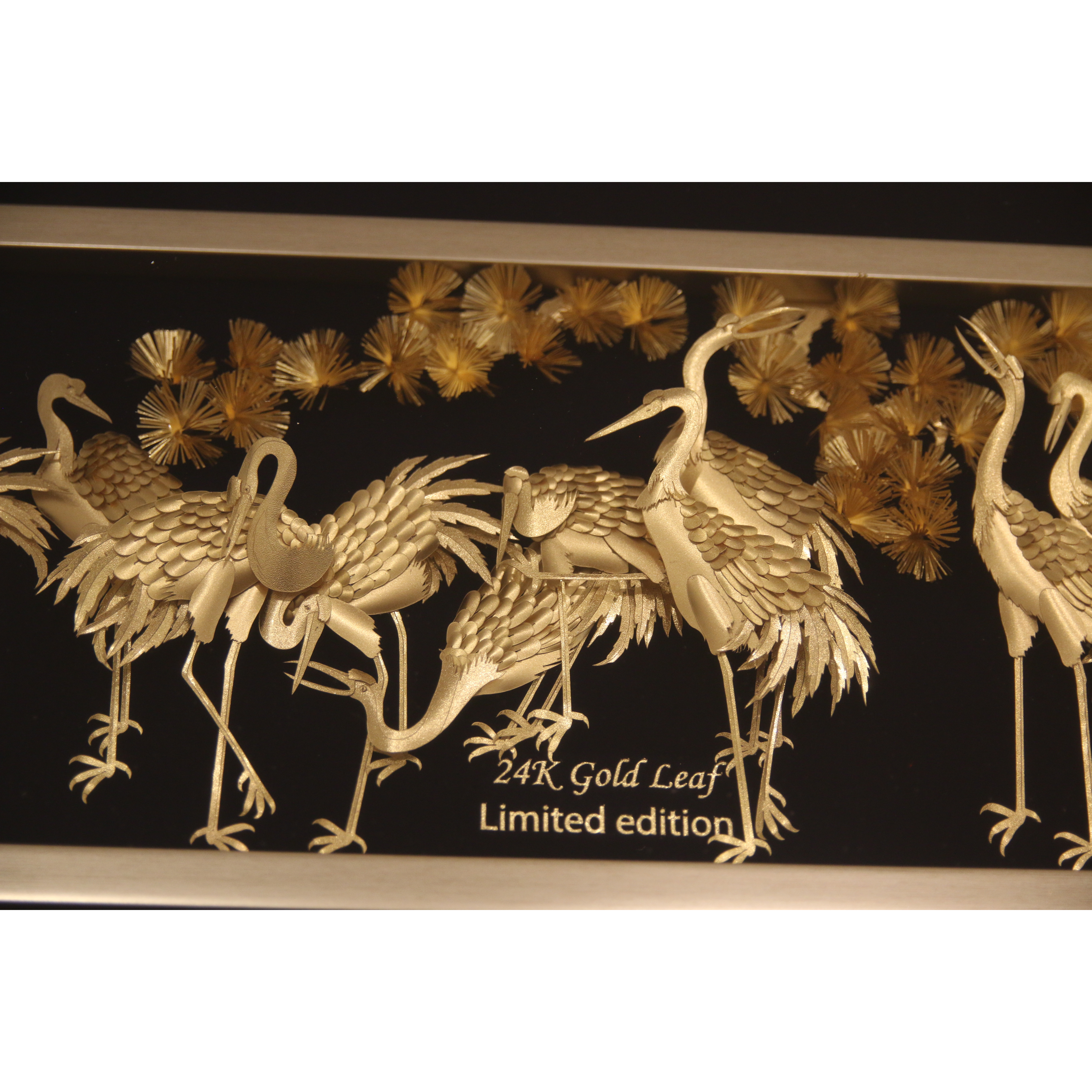 Tranh Tùng hạc diên niên dát vàng 24K 81x42cm