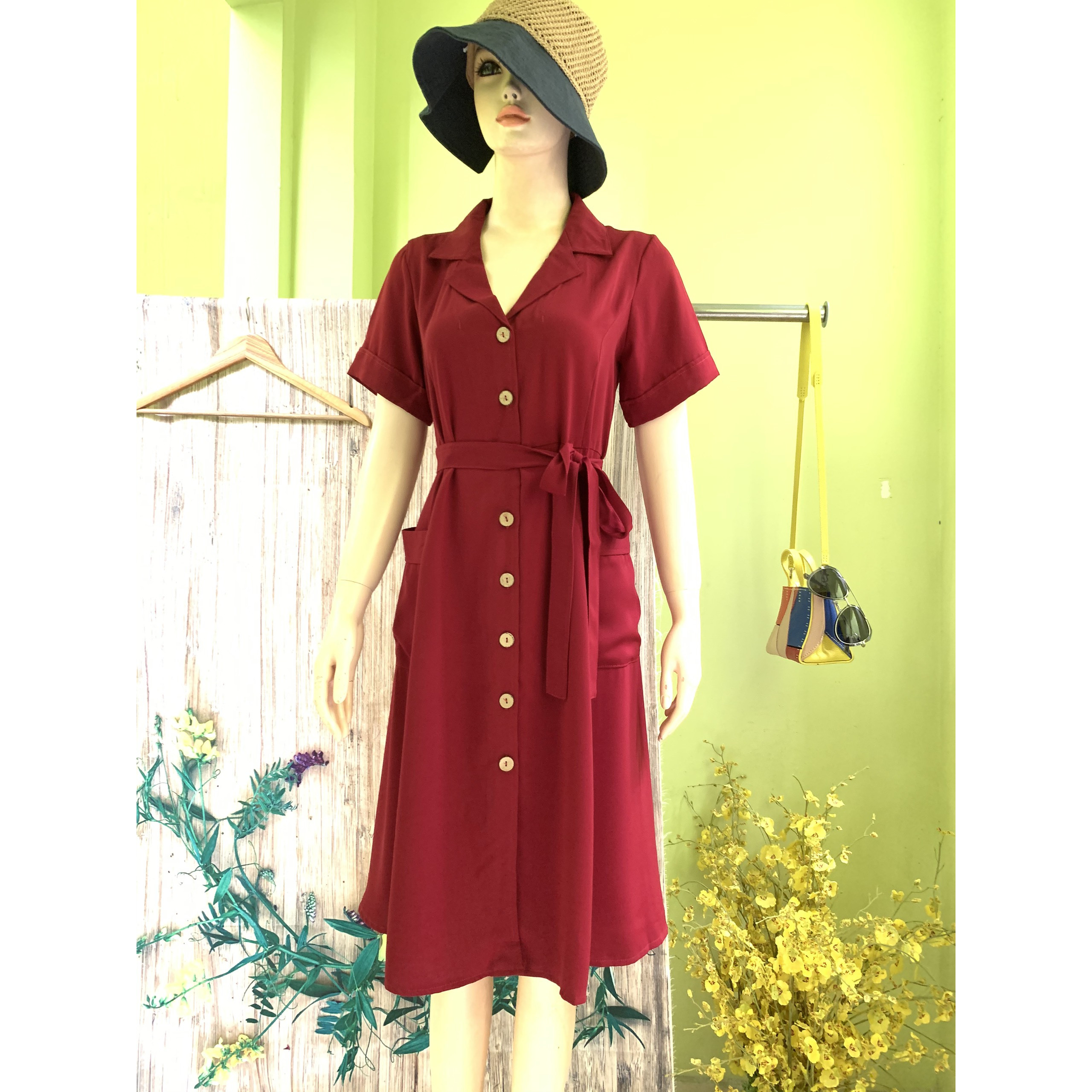 Đầm công sở thiết kế cổ vest dáng xòe đáng yêu
