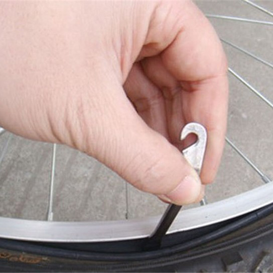 Bộ 2 Thanh Nạy Móc Lốp Xe Đạp Giúp Vá Lốp Săm Xe Đạp Chất Liệu Thép Không Gỉ MaiLee