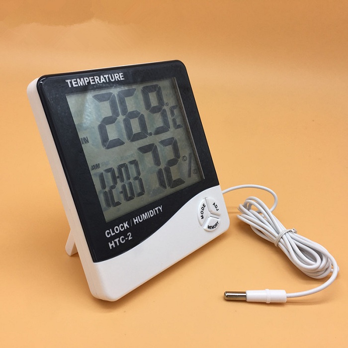 Thiết bị đo nhiệt độ độ ẩm trong môi trường kiêm đồng hồ xem thời gian thông minh cao cấp htc-2 (Tặng bộ 6 con bướm dạ quang phát sáng)