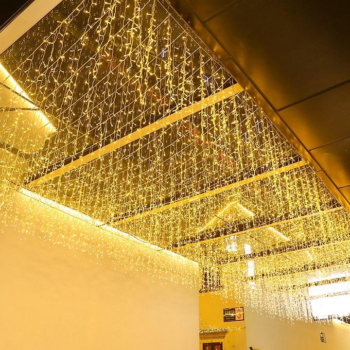 Đèn LED Rèm Treo Ngoài Trời Chống Thấm Nước - Nhiều Kích Cỡ