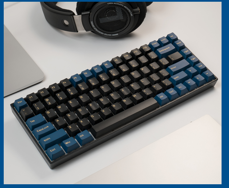 Bàn phím cơ không dây Dual Mode Newmen GM840 Pro(Phiên bản Trăng-Mây đặc sắc),84 phím,Hotswap,Keycap PBT double-shot,LED RGB, đa chế độ kết nối (Bluetooth 5.0/Wired/2.4G) - Hàng chính hãng