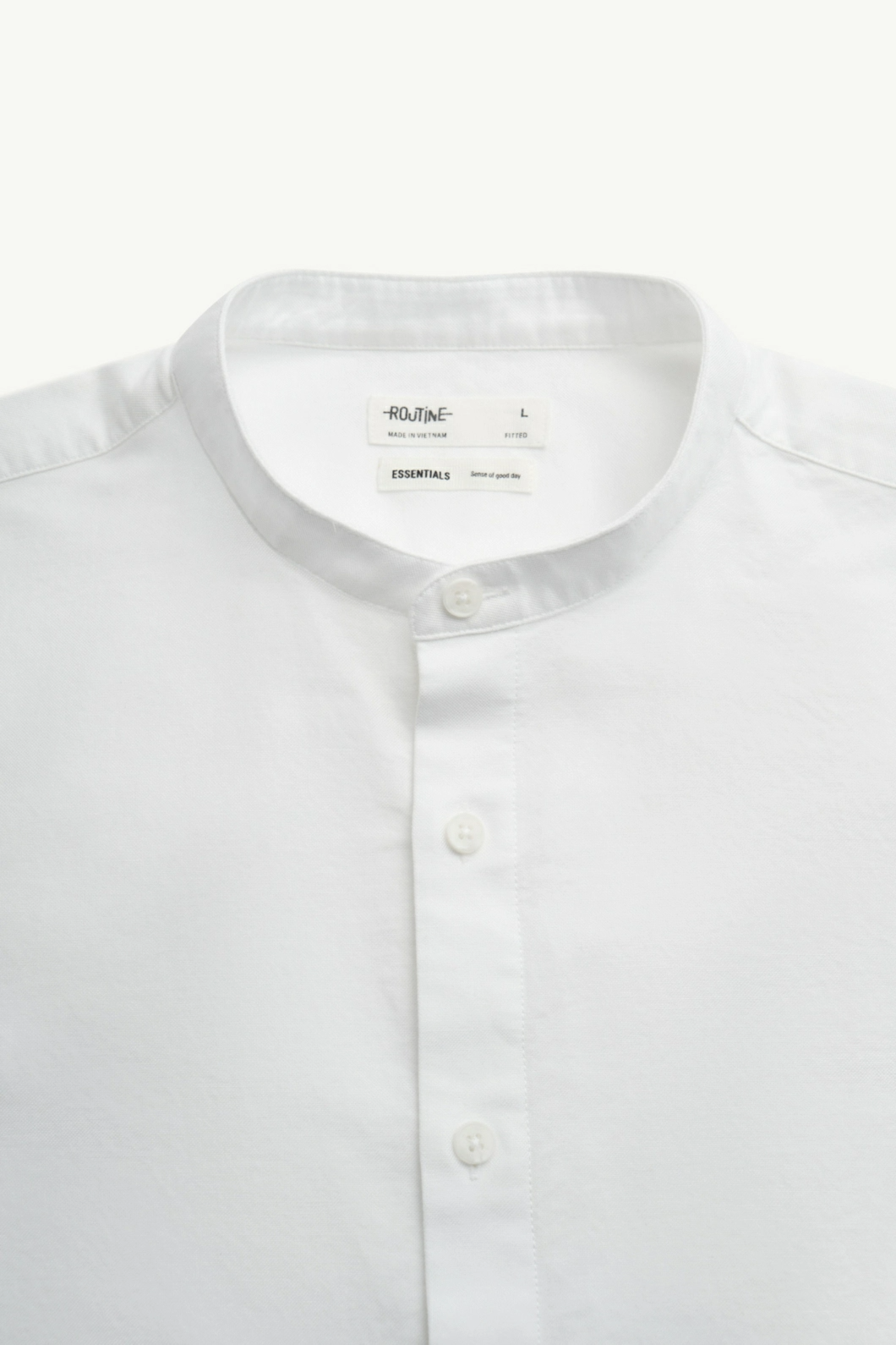 Áo Sơ Mi Nam Oxford Cổ Trụ màu Trắng ROUTINE Form Fitted - 10S24SHL006CR1 | ROUTINE CÀ MAU