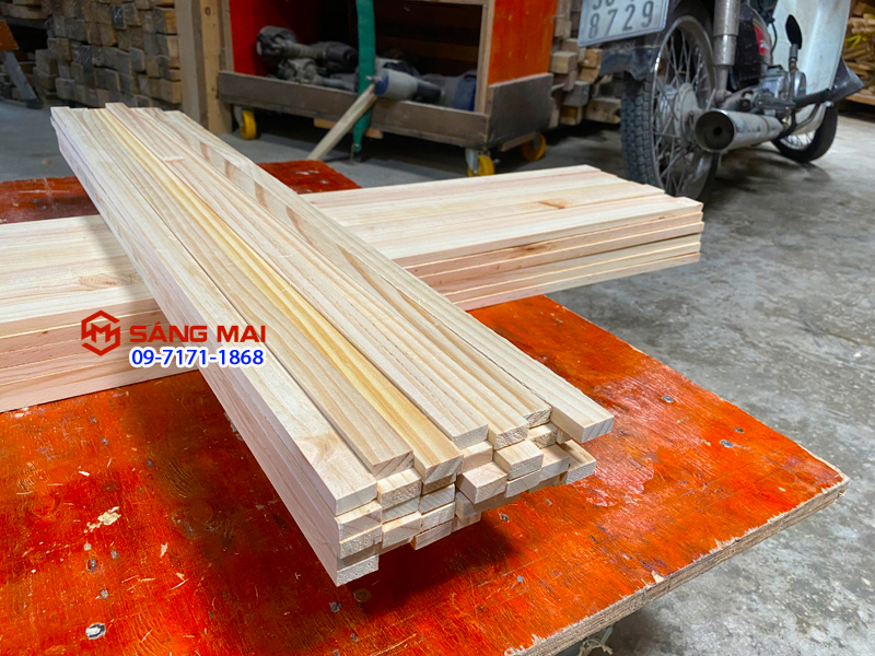 Thanh gỗ thông 1cm x 2cm x dài 50cm + láng mịn 4 mặt